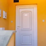 Family With A Bbq & Shared Pool In 15 Min Walk From 아파트