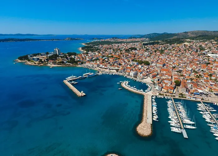 Family With A Bbq & Shared Pool In 15 Min Walk From * 沃迪切